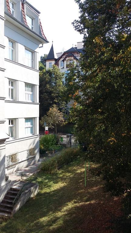 Apartment Krale Jiriho Karlovy Vary Luaran gambar