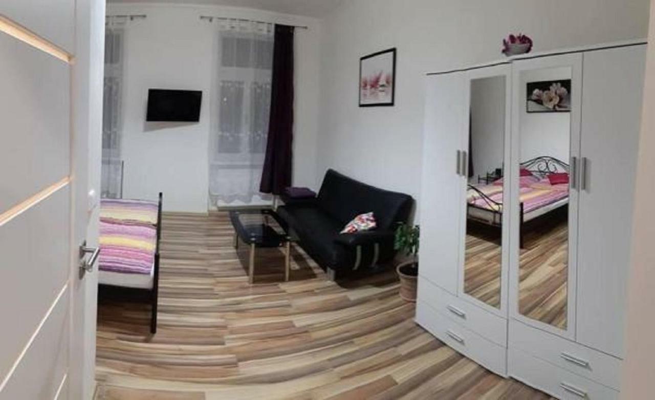 Apartment Krale Jiriho Karlovy Vary Luaran gambar